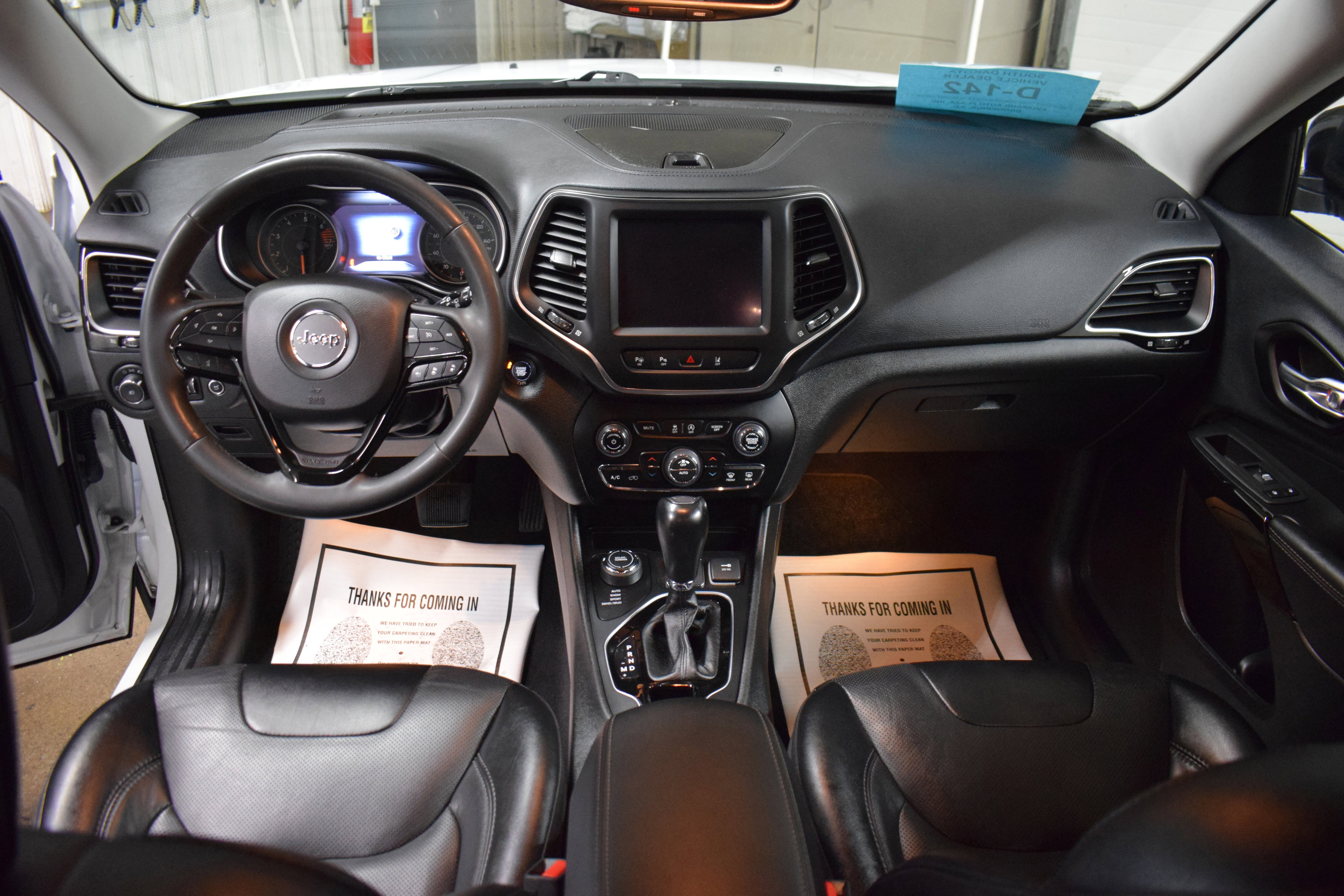 Used 2023 Jeep Cherokee Altitude Lux image 11