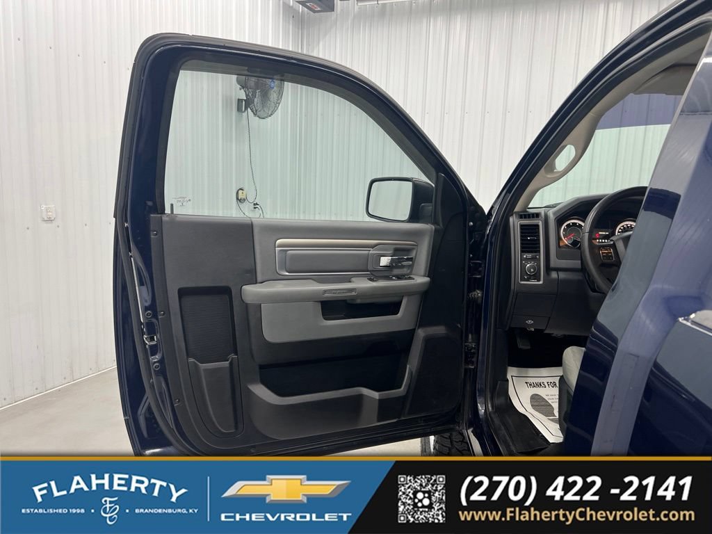 Used 2014 RAM 1500 Express AWD/4WD image 8