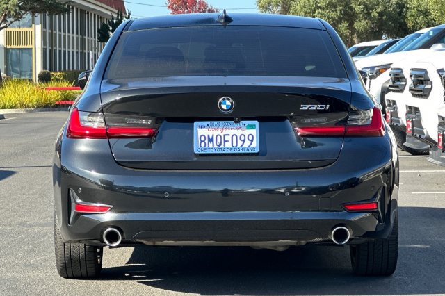 Used 2019 BMW 330i Sedan w/ Convenience Package RWD image 5