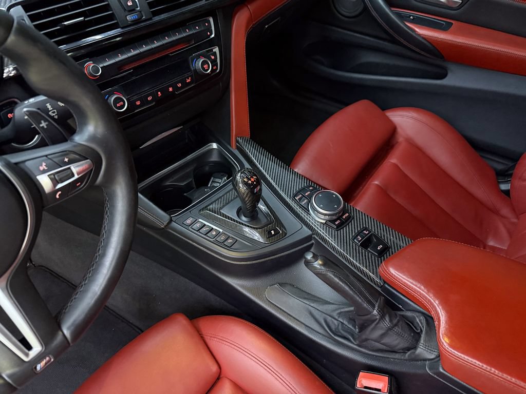 Used 2015 BMW M4 Convertible RWD image 13