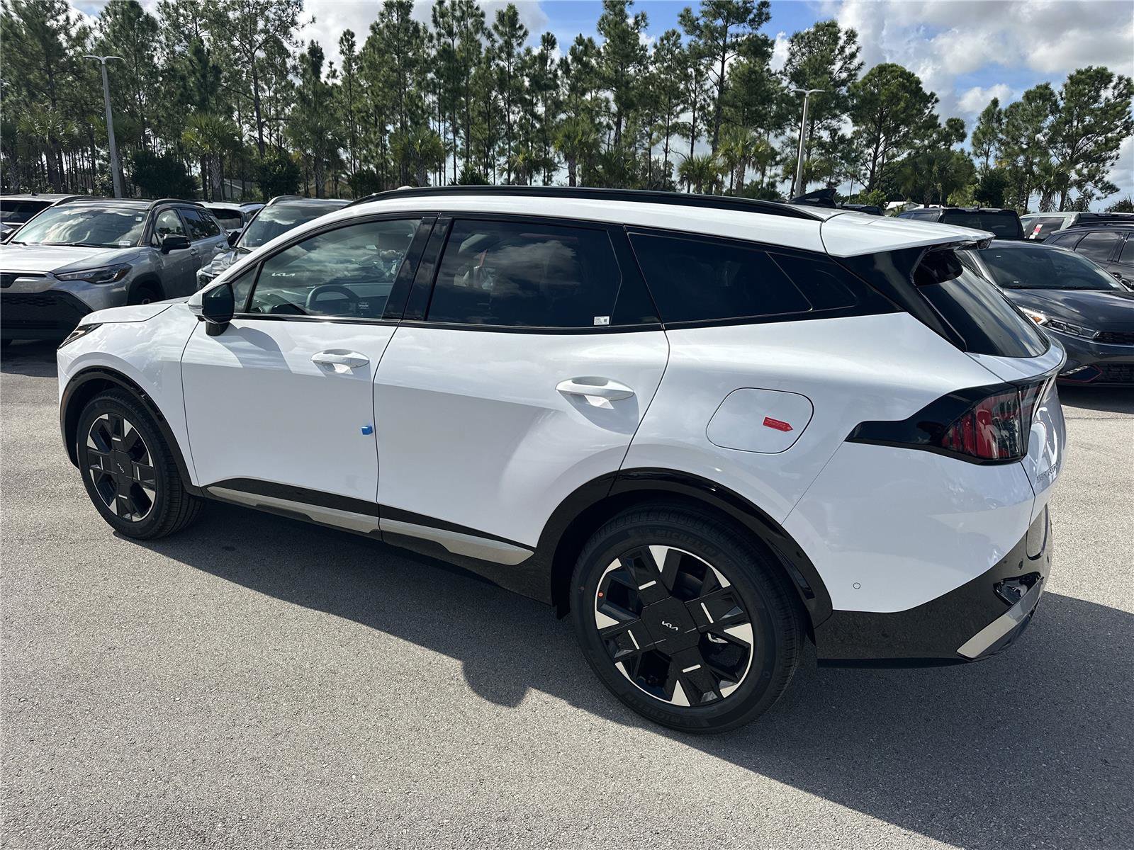 New 2026 Kia Sportage SX image 6