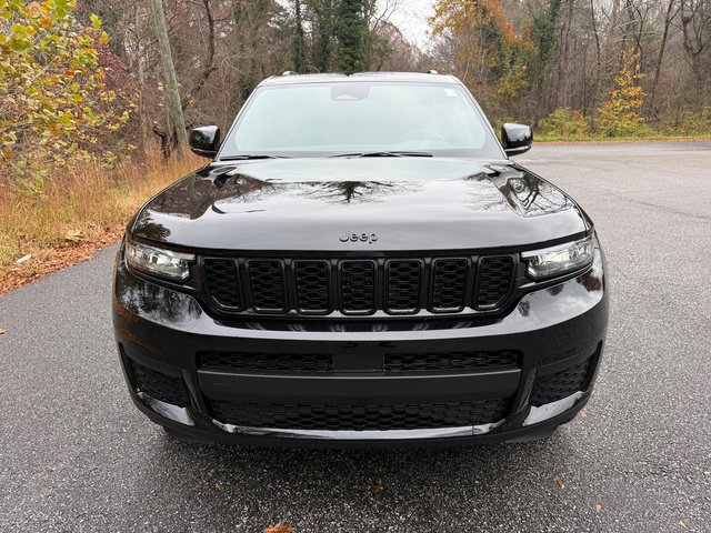 New 2025 Jeep Grand Cherokee L Altitude image 4