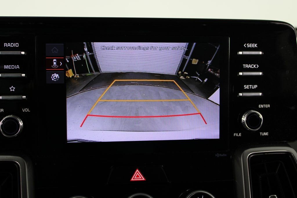 Used 2023 Kia Sorento LX image 25