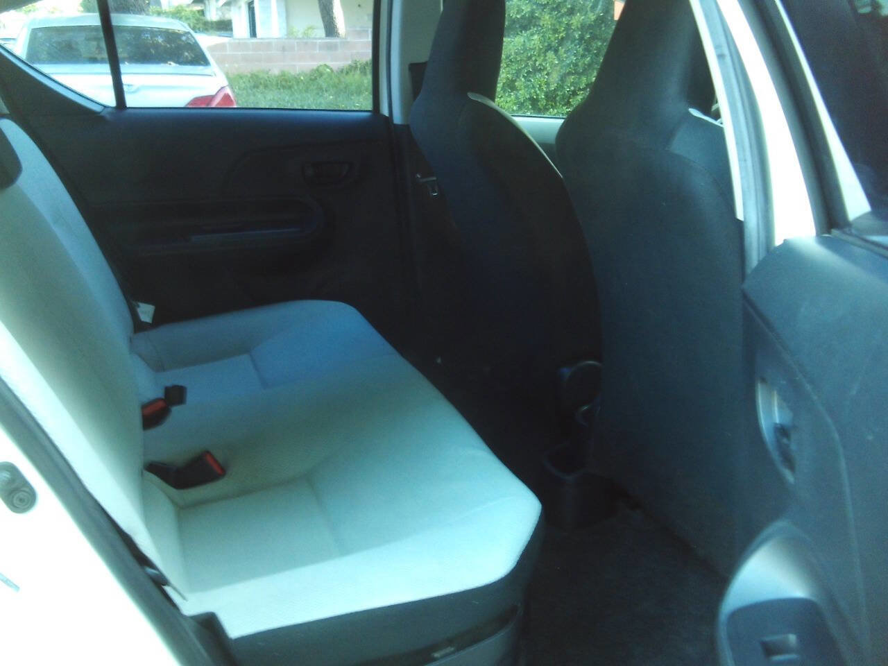 Used 2015 Toyota Prius C One FWD image 26