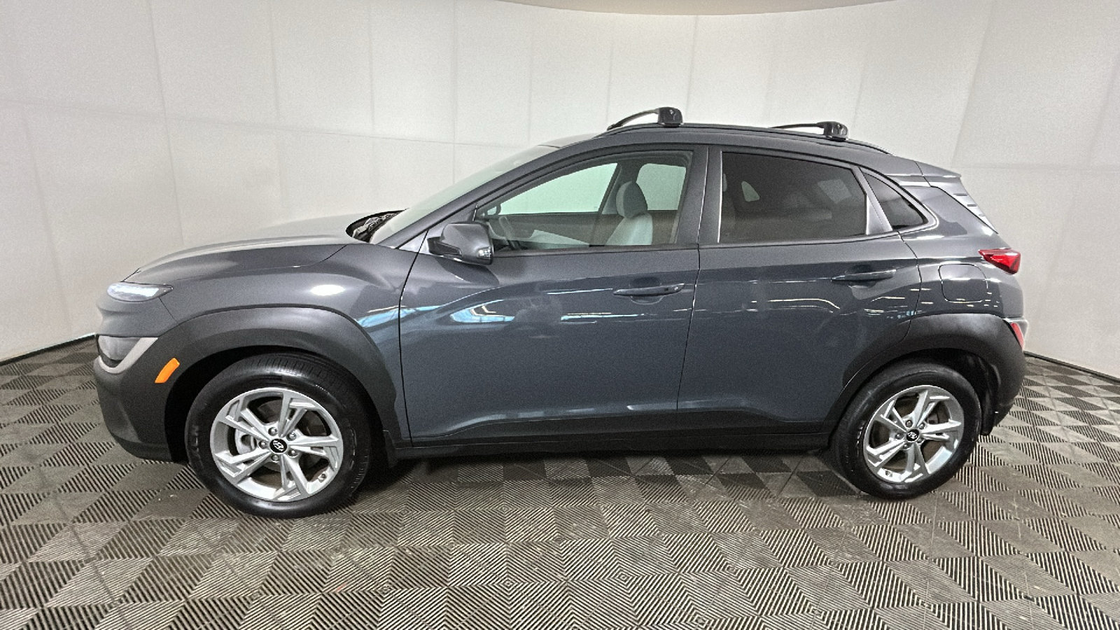 Certified 2023 Hyundai Kona SEL w/ Cargo Package AWD/4WD image 7