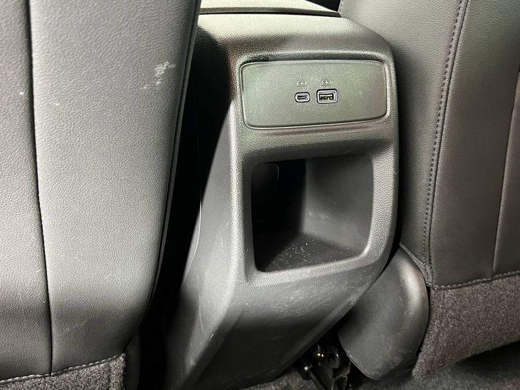 Used 2025 Chevrolet Trax RS w/ Driver Confidence Package FWD image 27