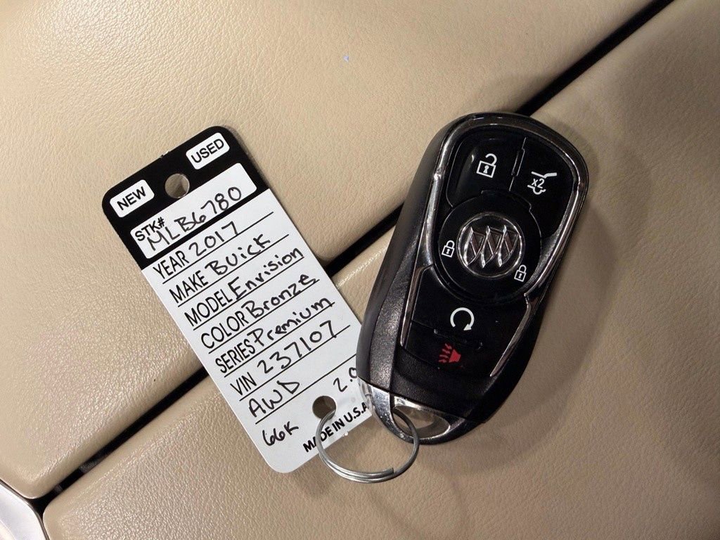 Used 2017 Buick Envision Premium image 45