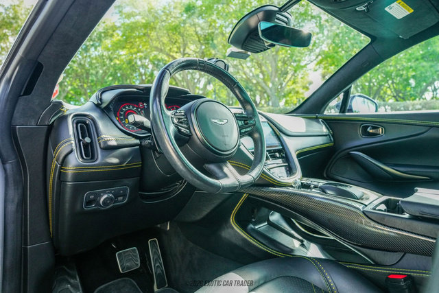 Used 2021 Aston Martin DBX image 24