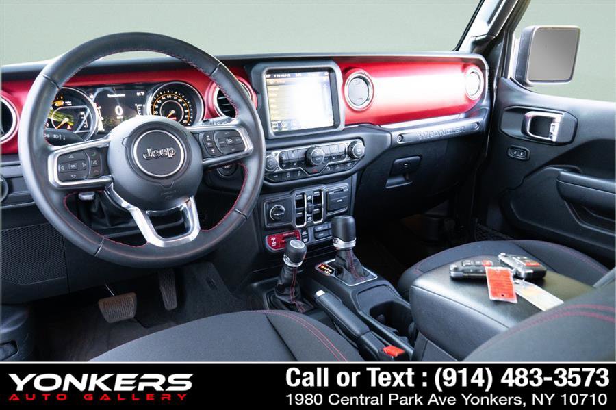 Used 2023 Jeep Wrangler Unlimited Rubicon w/ Safety Group AWD/4WD image 43