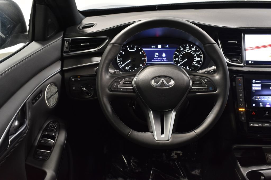 Certified 2025 INFINITI QX55 Essential image 15