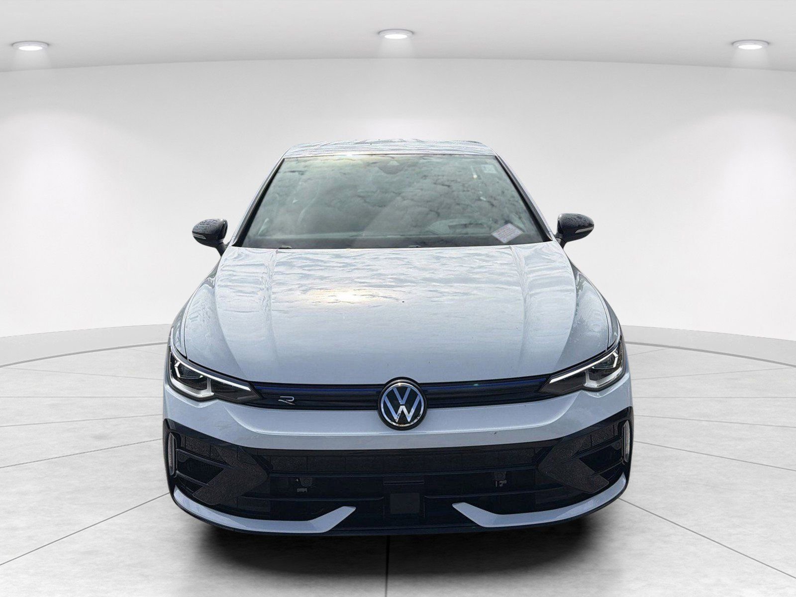 Used 2025 Volkswagen Golf w/ Euro Style Package AWD/4WD video 2