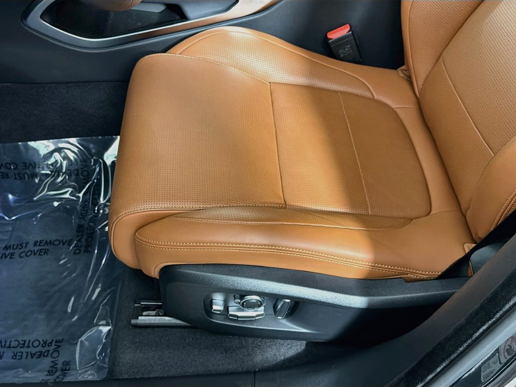 Certified 2026 Jaguar F-PACE R-Dynamic S AWD/4WD image 20