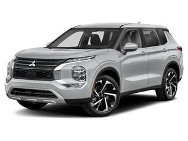 Used 2024 Mitsubishi Outlander SE