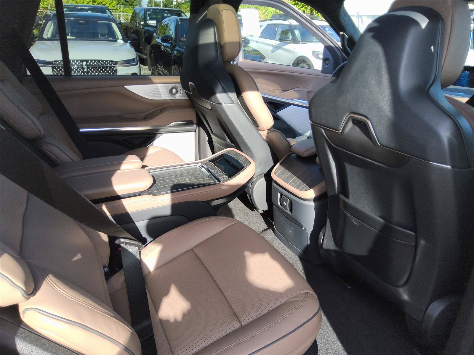 New 2027 Lincoln Navigator Black Label AWD/4WD image 23