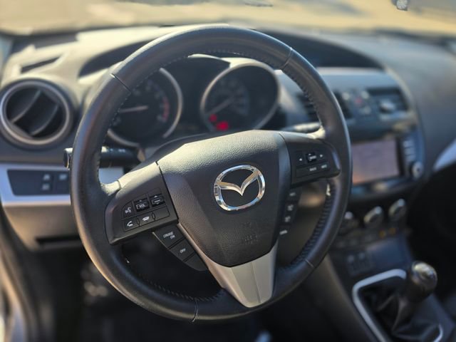 Used 2013 MAZDA MAZDA3 i Grand Touring w/ Tech Pkg image 16