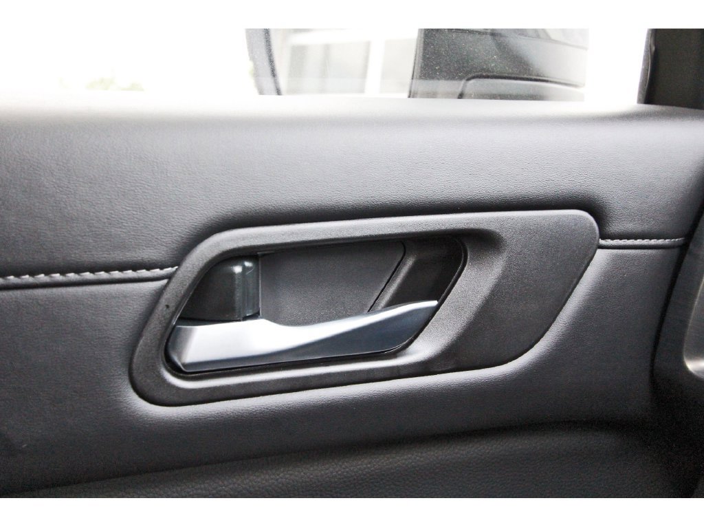 New 2026 Nissan Pathfinder SL w/ SL Premium Package (P04) FWD image 20