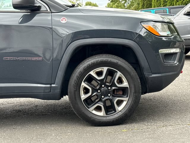 Used 2017 Jeep Compass Trailhawk w/ Leather Interior Group AWD/4WD image 7
