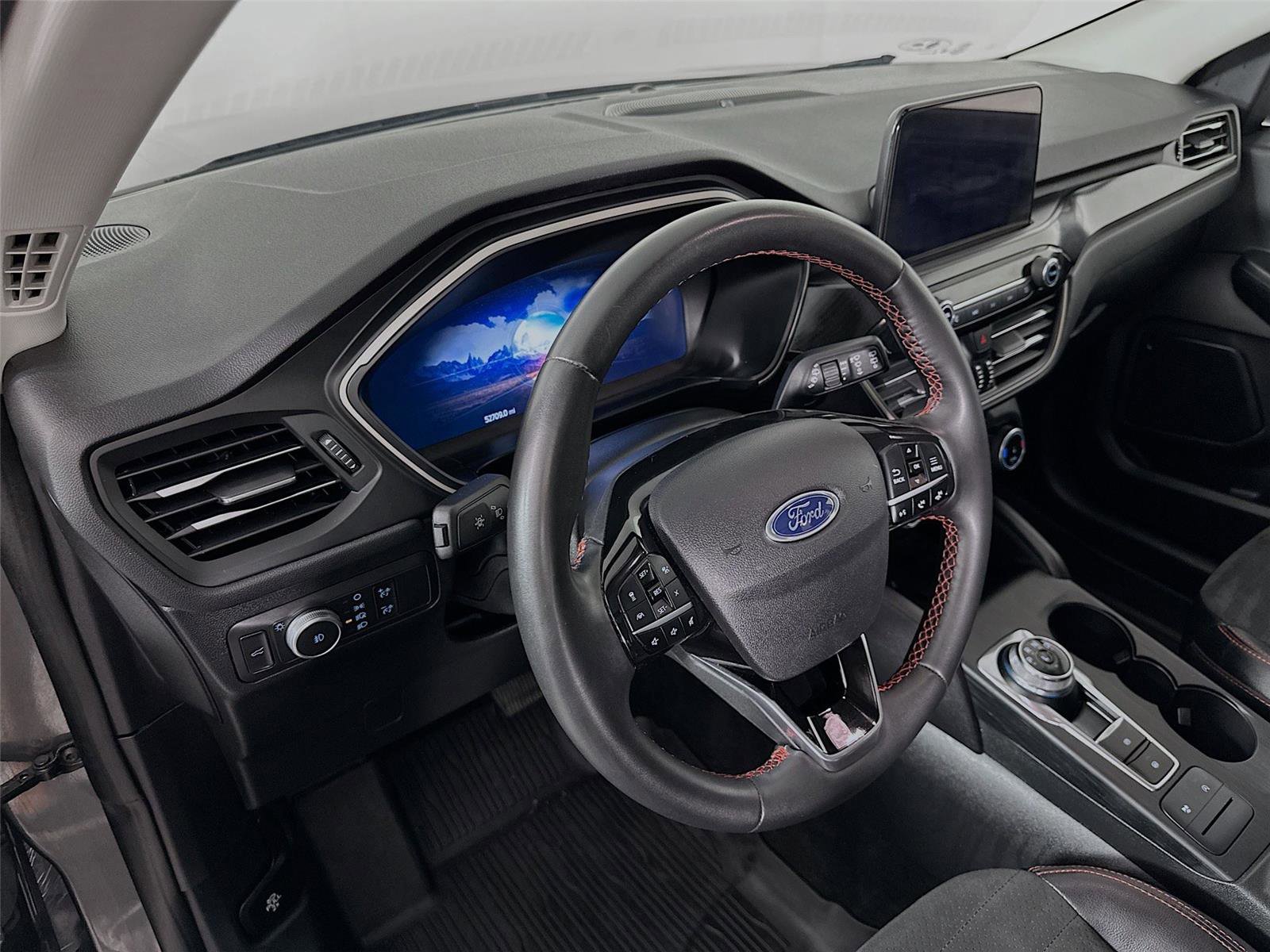 Used 2022 Ford Escape SEL w/ SEL Stealth AWD Package image 25