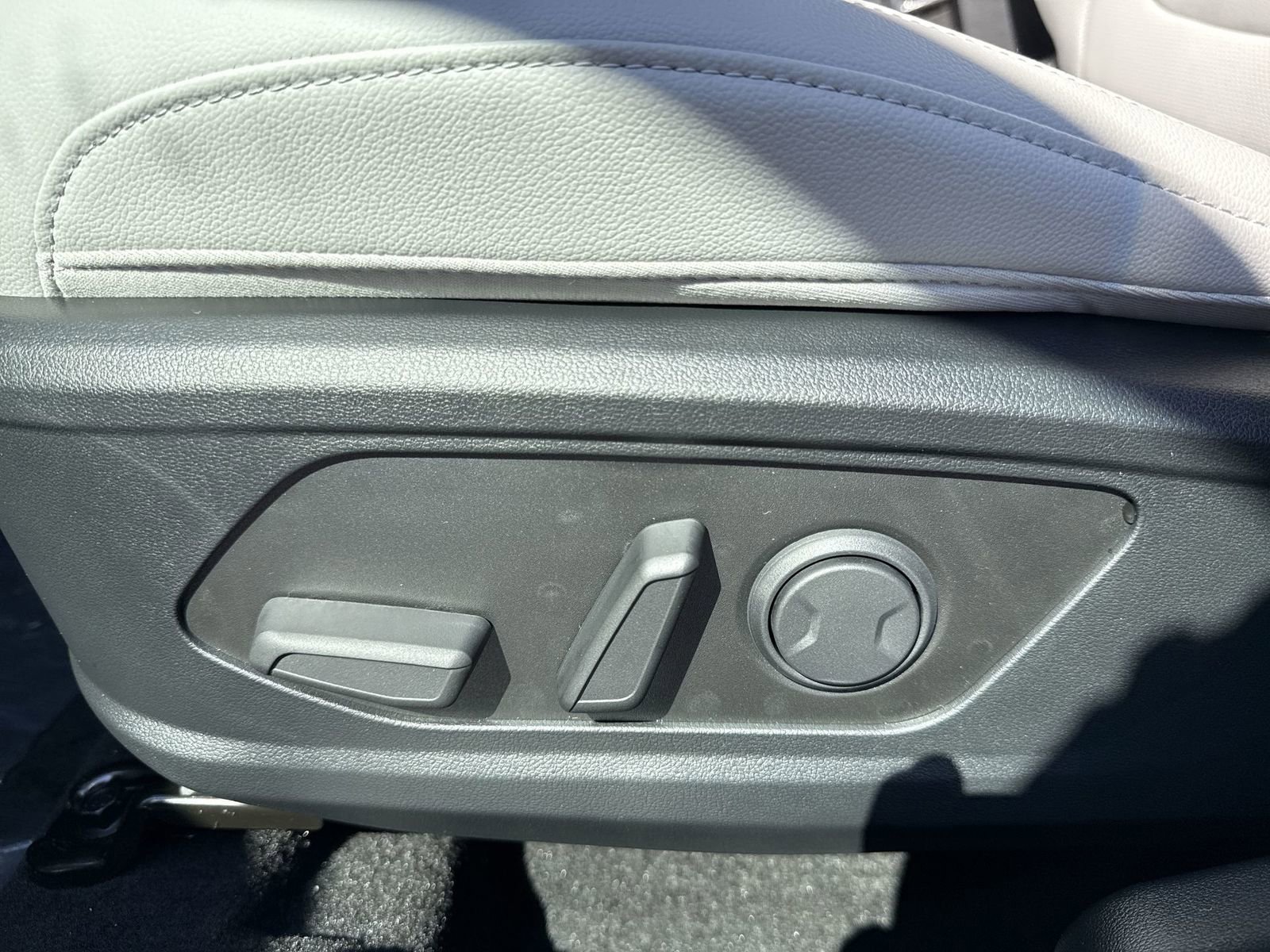 Used 2026 Hyundai Santa Cruz SEL AWD/4WD image 15