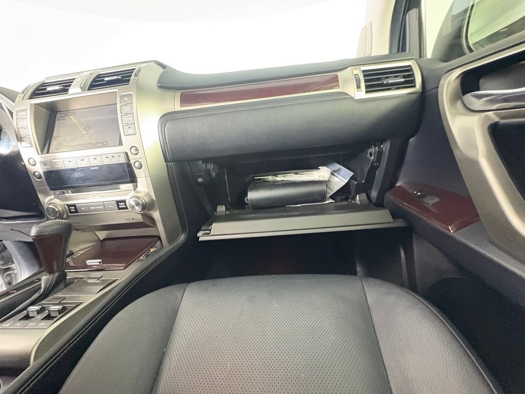 Used 2018 Lexus GX 460 Premium w/ Premium Package AWD/4WD image 28
