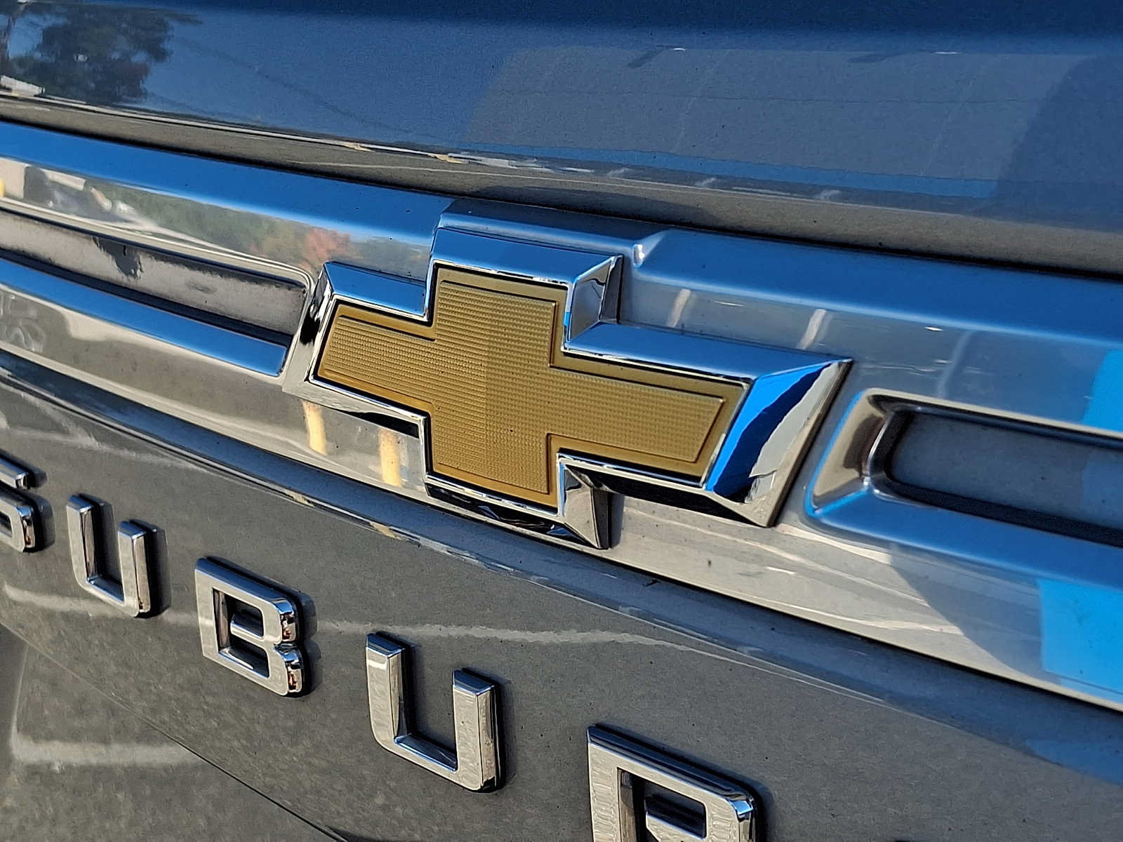 Certified 2024 Chevrolet Suburban High Country AWD/4WD image 30