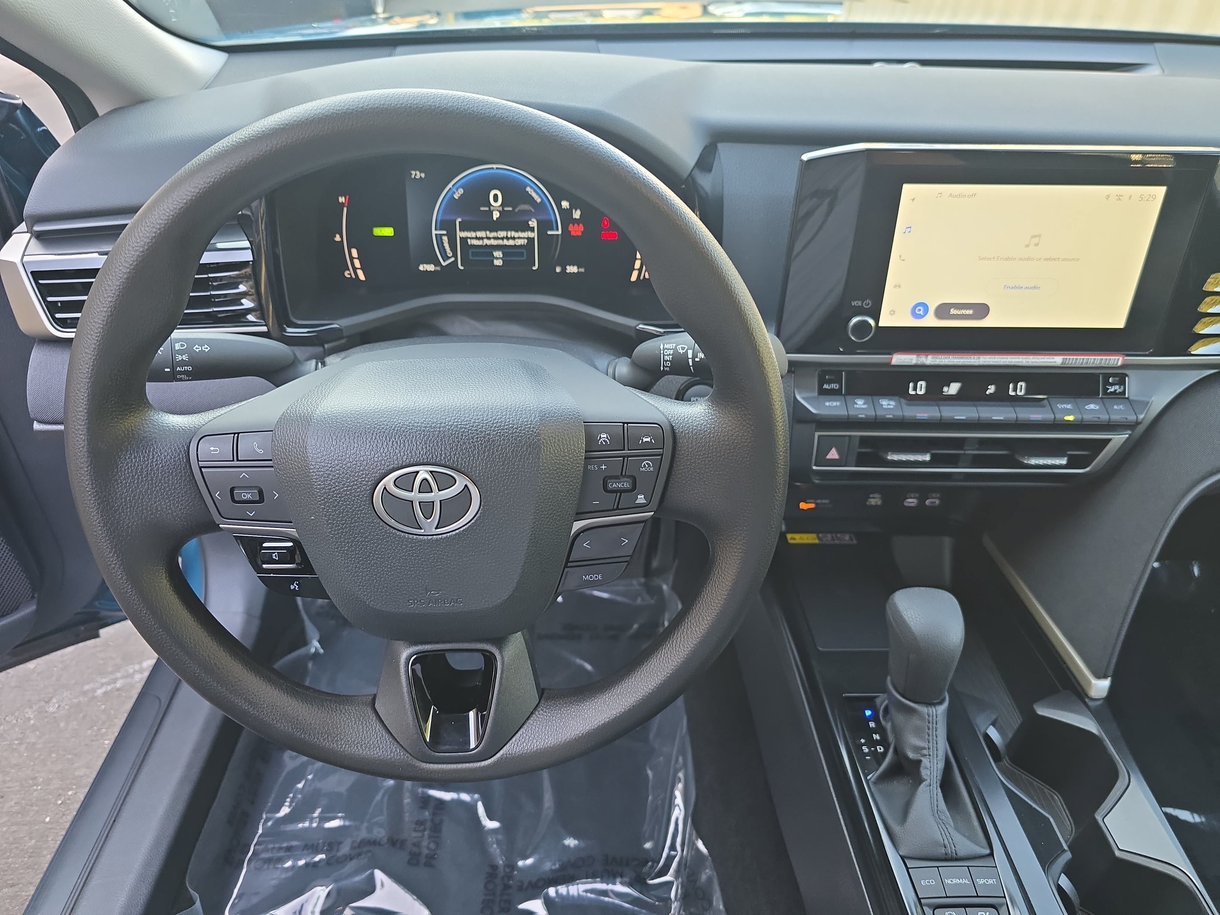 Used 2026 Toyota Camry LE FWD image 15