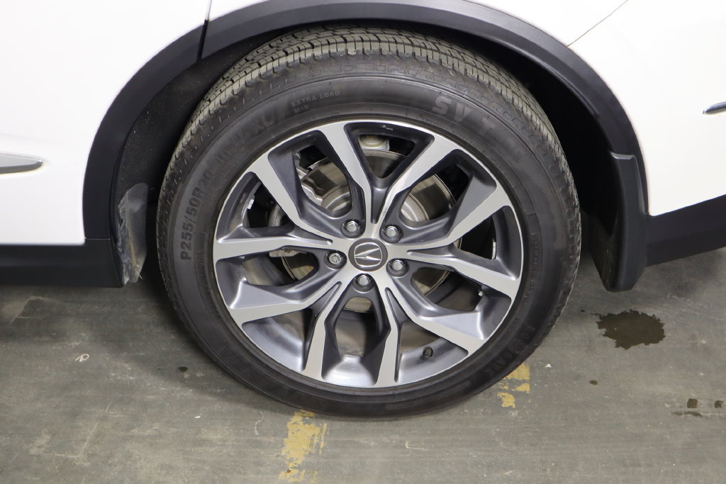 Used 2023 Acura MDX w/ Technology Package FWD image 42