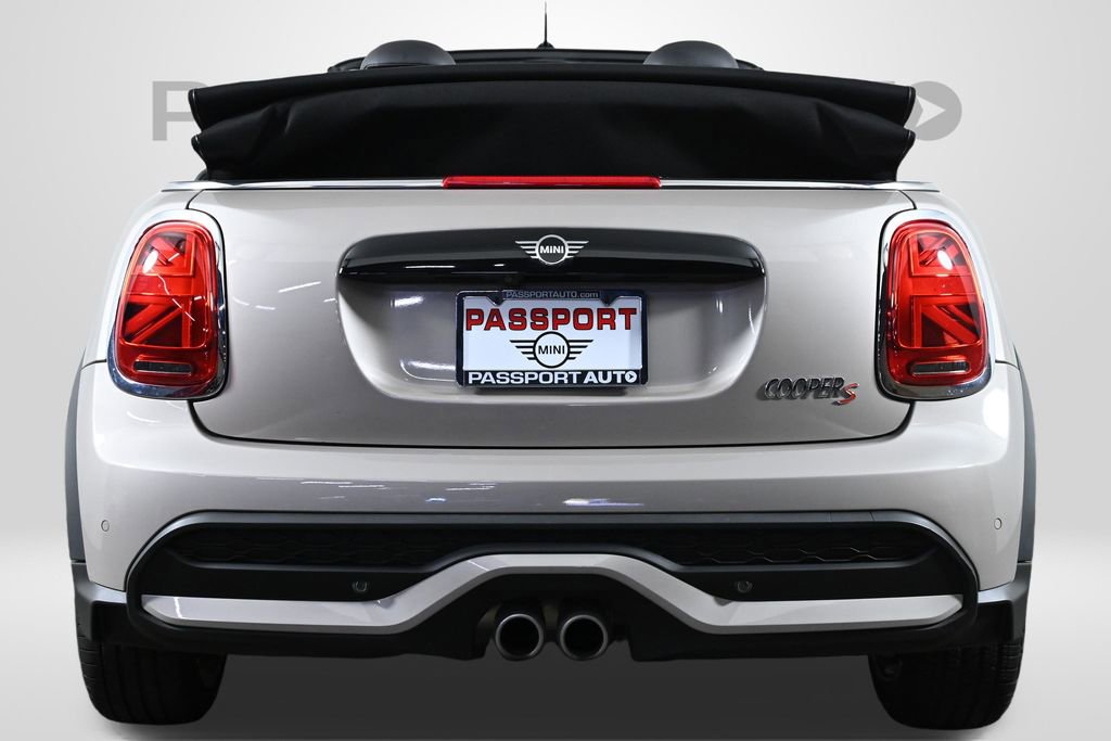 Certified 2024 MINI Cooper S image 9