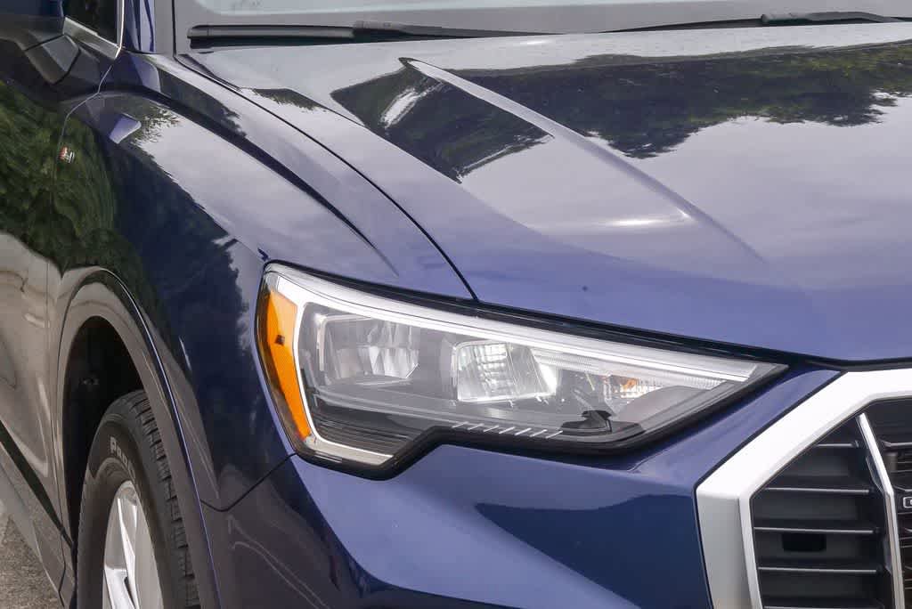 Used 2022 Audi Q3 2.0T Premium w/ Convenience Package AWD/4WD image 4