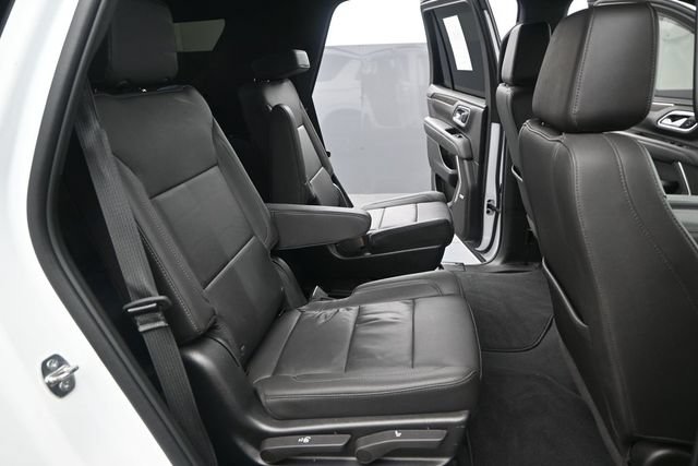 Used 2022 Chevrolet Tahoe Z71 w/ Luxury Package AWD/4WD image 17