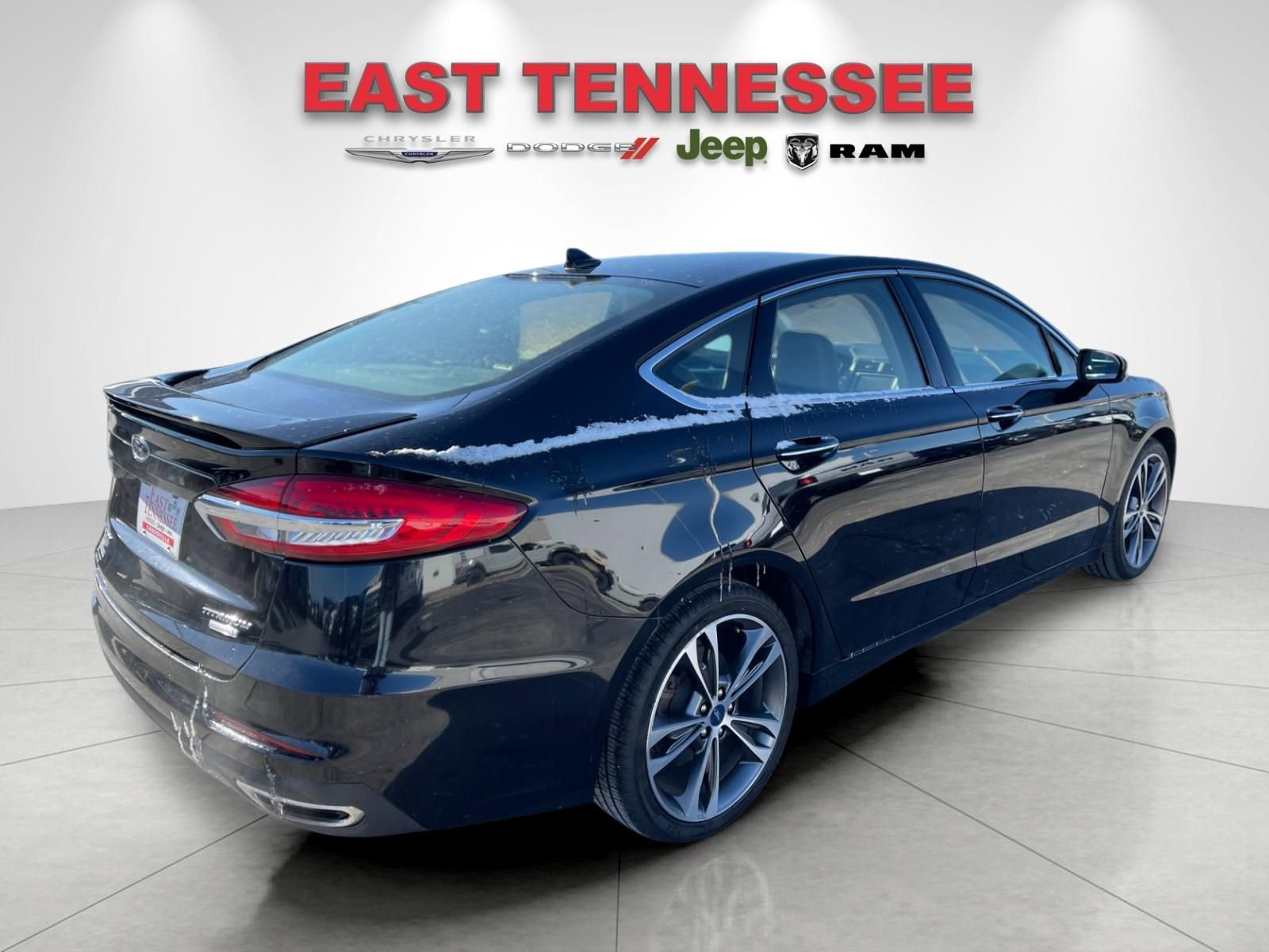 Used 2020 Ford Fusion Titanium image 3