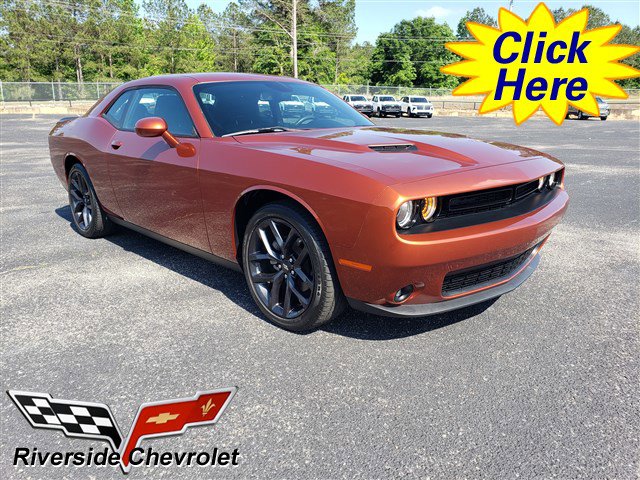Used 2022 Dodge Challenger SXT w/ Blacktop Package RWD image 1