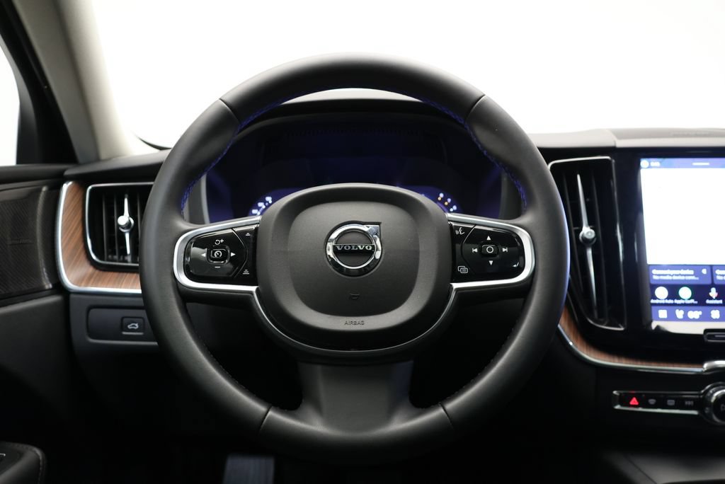Used 2023 Volvo XC60 B5 Plus w/ Protection Package Premier AWD/4WD image 17