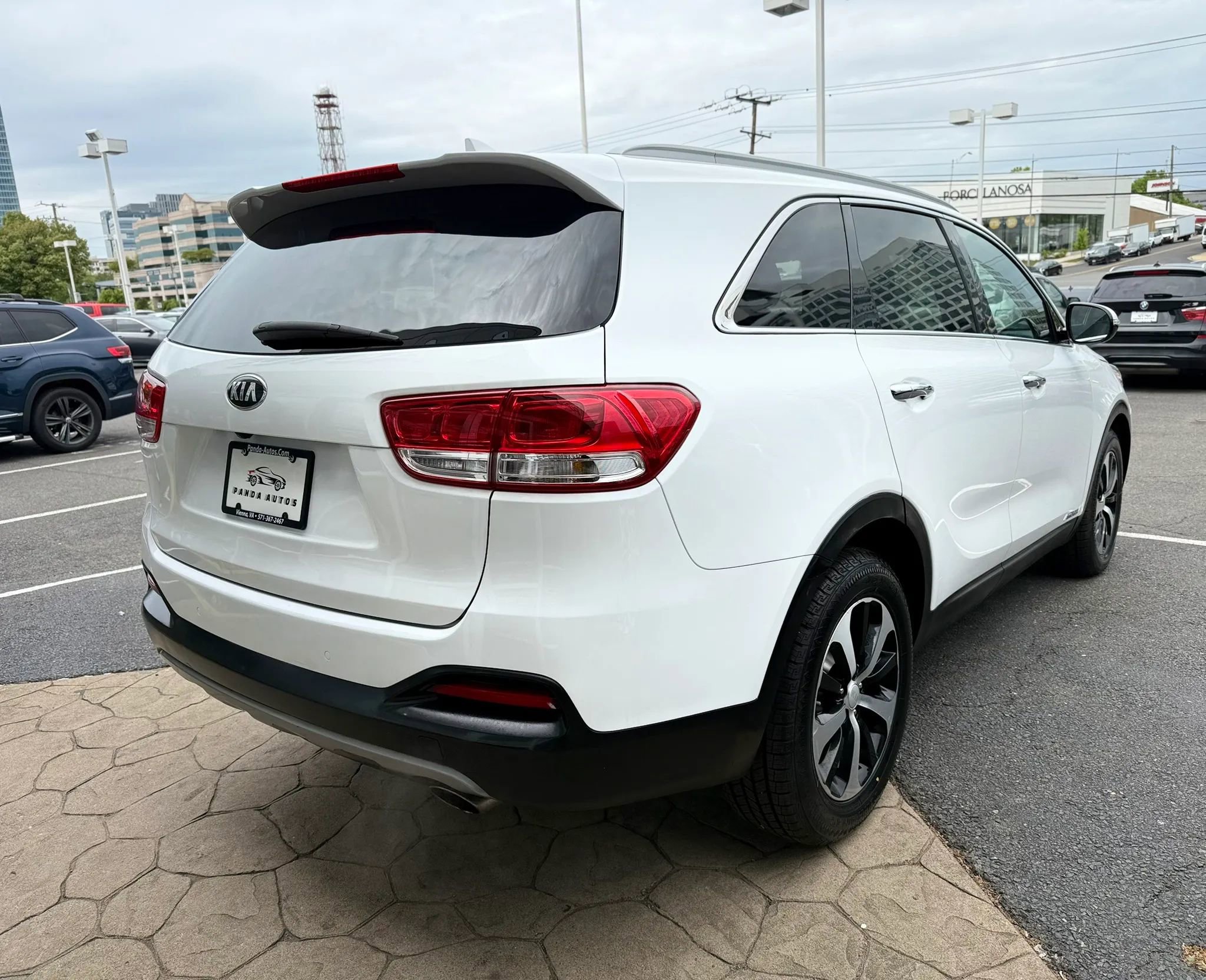 Used 2016 Kia Sorento EX AWD/4WD image 7