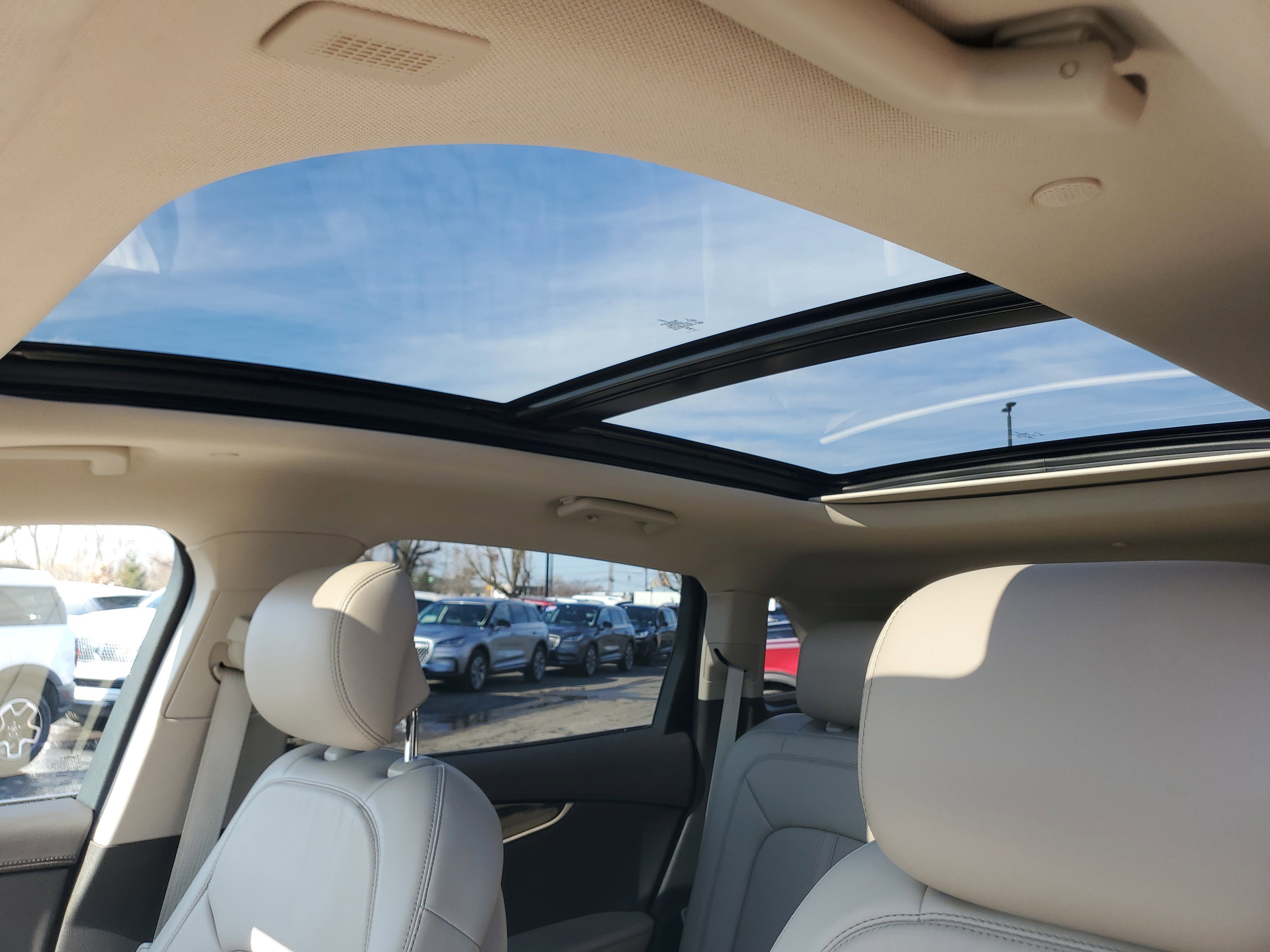 Certified 2023 Lincoln Nautilus Reserve w/ Equipment Group 201A image 11