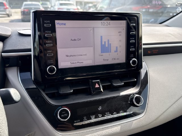 Used 2020 Toyota Corolla LE FWD image 20