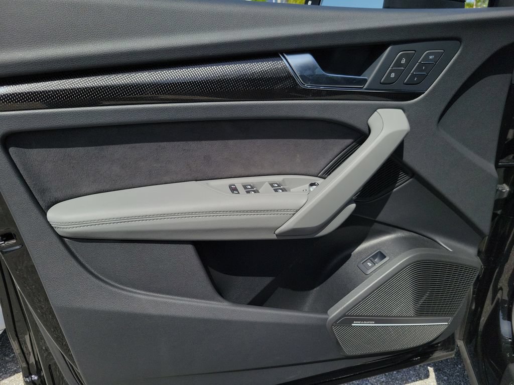 Certified 2025 Audi SQ5 Premium Plus AWD/4WD image 18