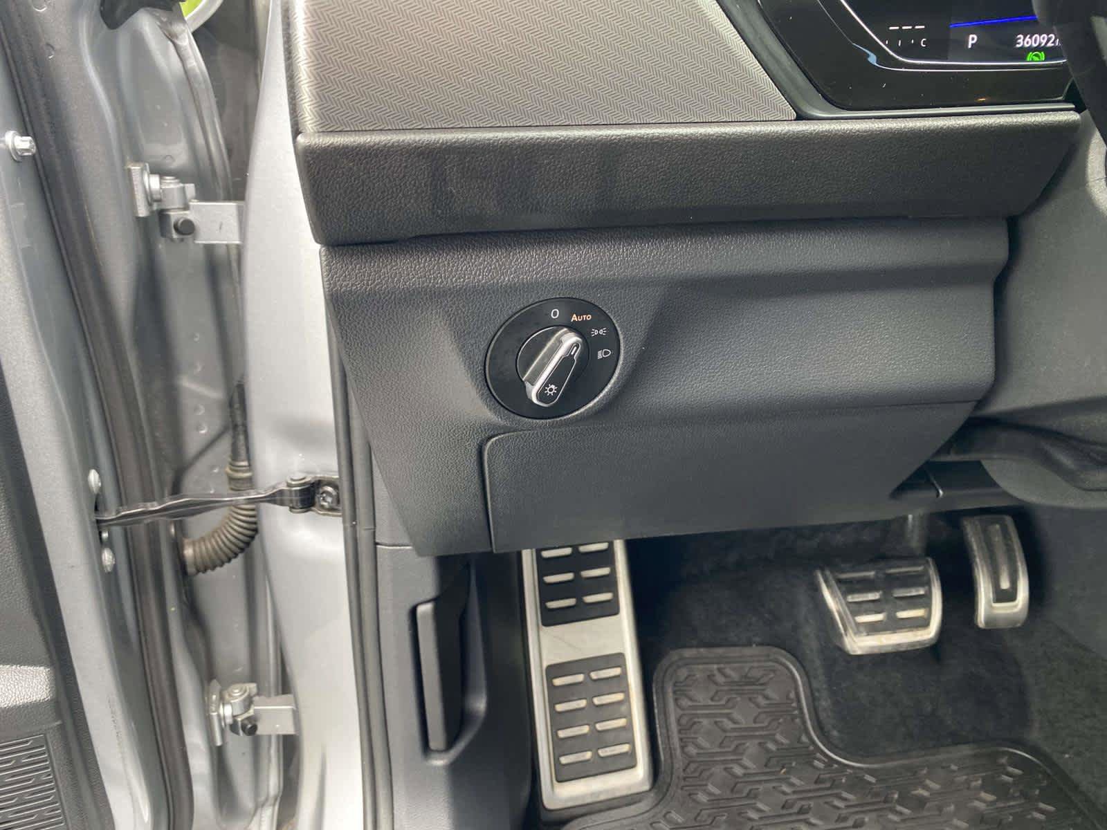 Certified 2023 Volkswagen Jetta Sport FWD image 12