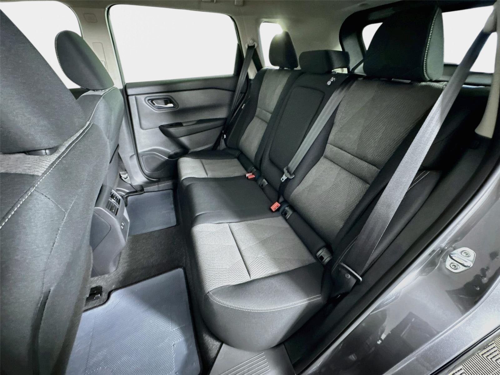 New 2027 Nissan Rogue SV FWD image 21