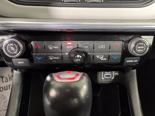 Used 2022 Jeep Compass Limited AWD/4WD image 33