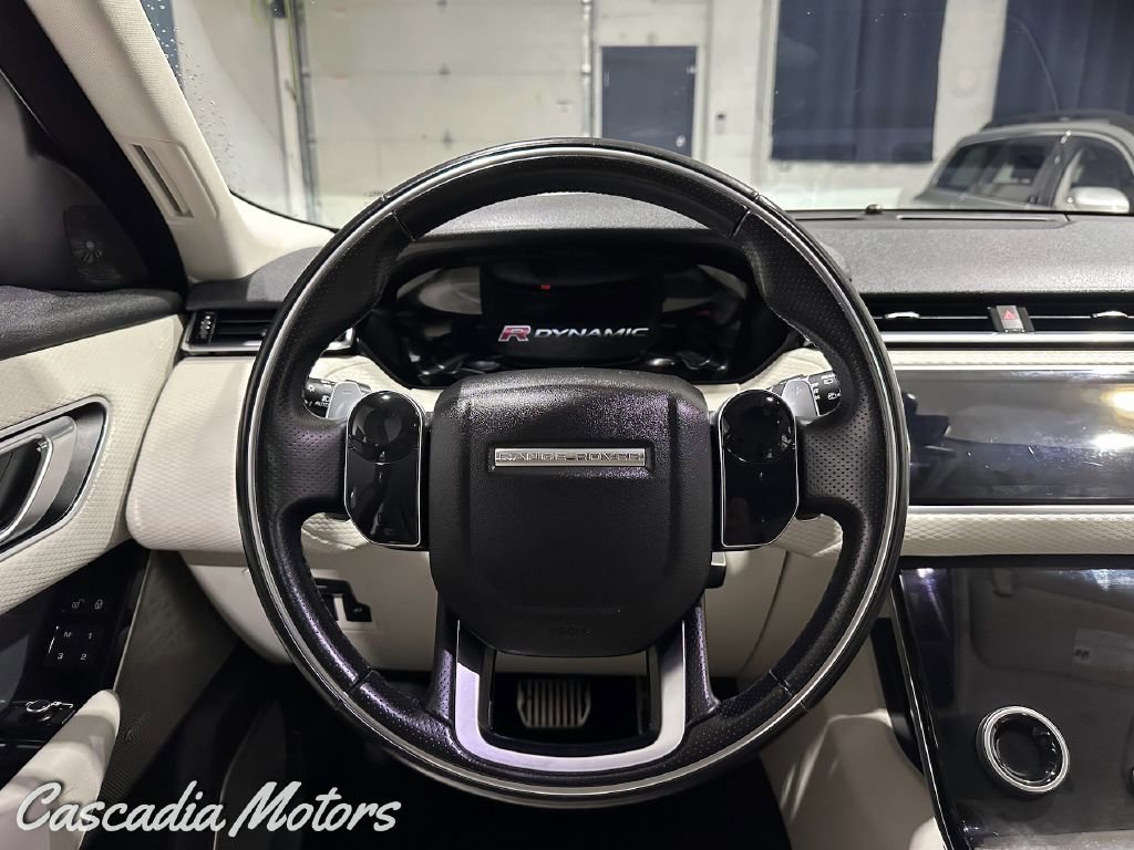 Used 2019 Land Rover Range Rover Velar R-Dynamic SE image 37