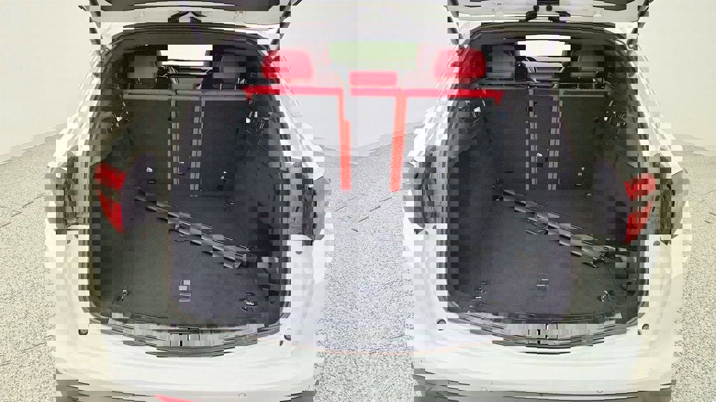 Used 2023 Alfa Romeo Stelvio Sprint image 23