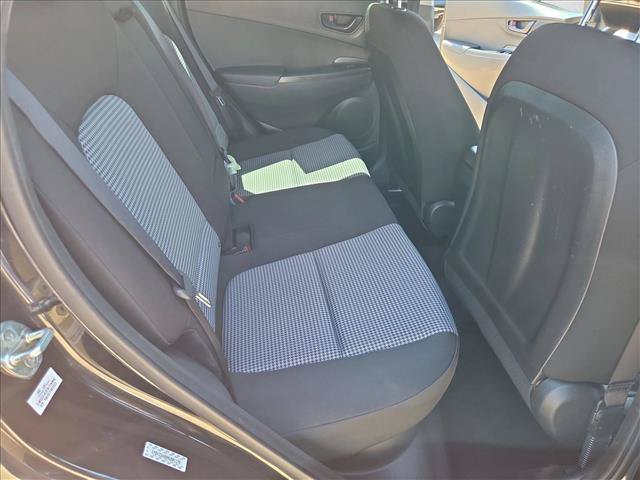 Used 2022 Hyundai Kona SE FWD image 18