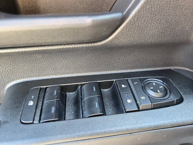 Used 2025 Toyota 4Runner SR5 AWD/4WD image 37