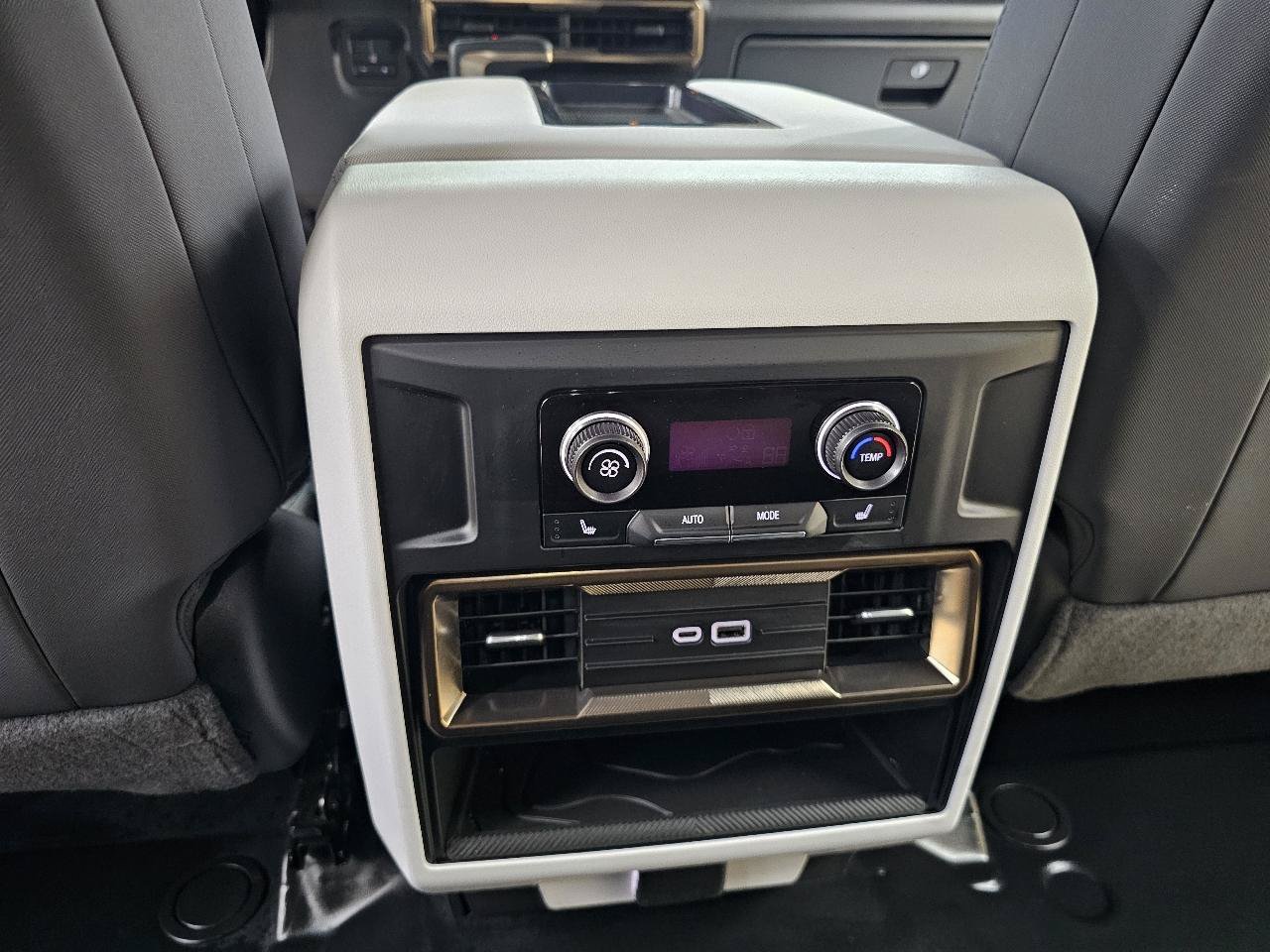 Used 2024 GMC Hummer EV 3X w/ Battery Pack, 24 Module Pack AWD/4WD image 27