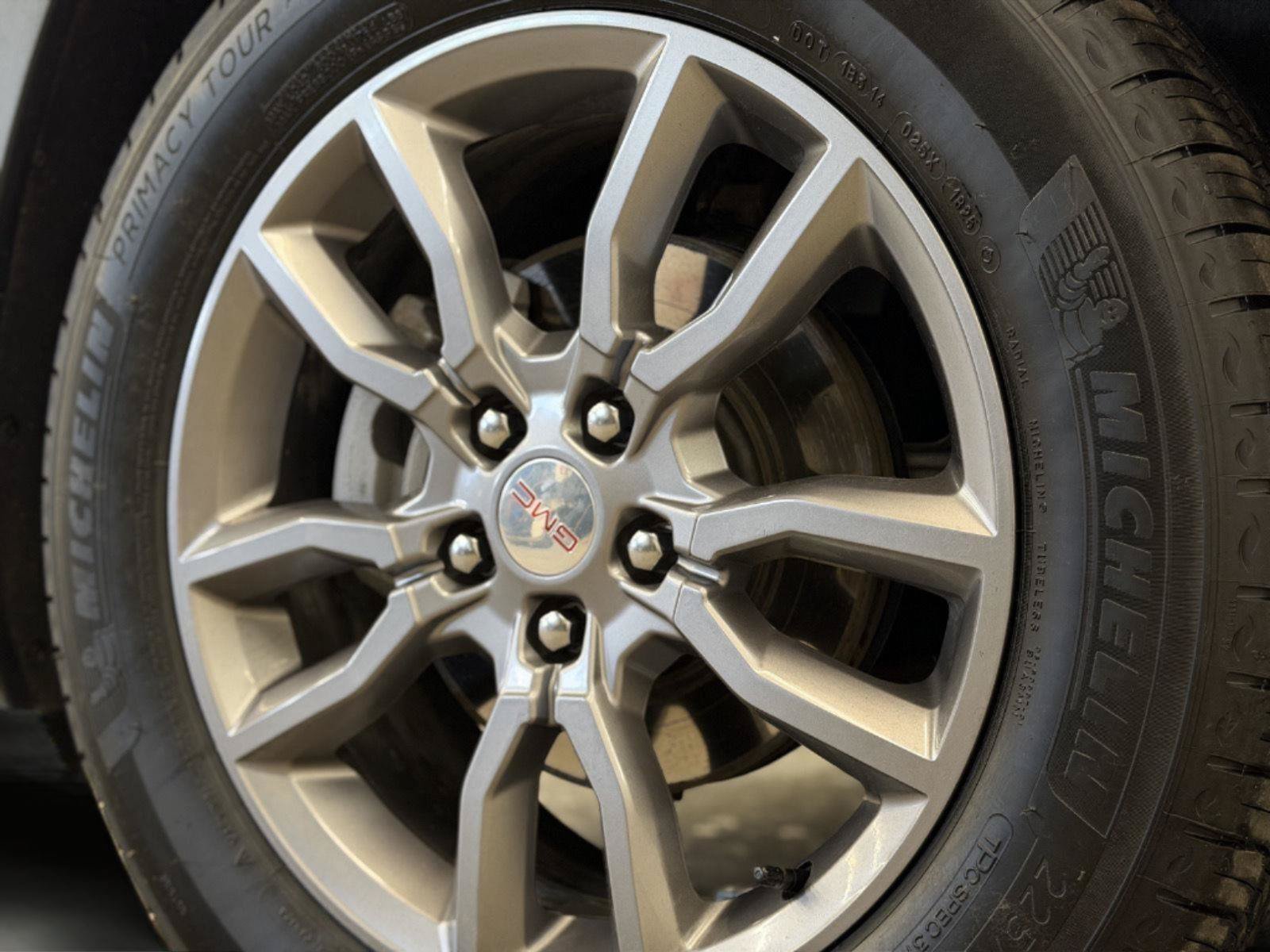 Certified 2024 GMC Terrain SLT AWD/4WD image 40