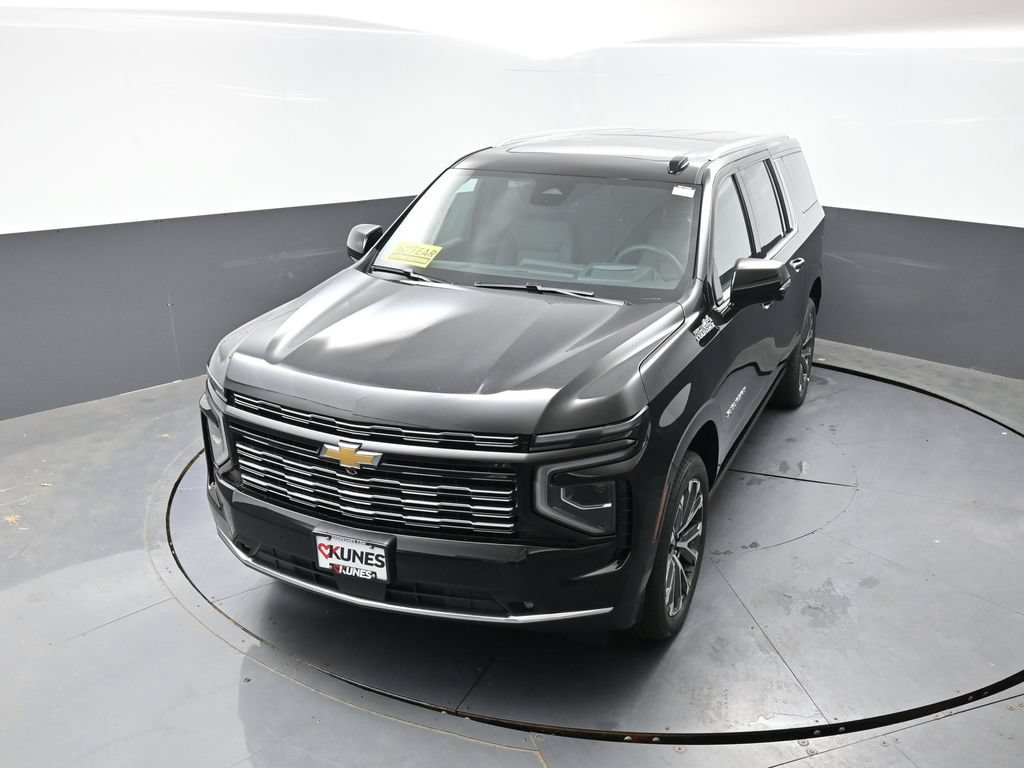 New 2026 Chevrolet Suburban High Country AWD/4WD image 38