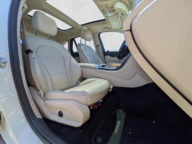 Certified 2016 Mercedes-Benz GLC 300 4MATIC image 21