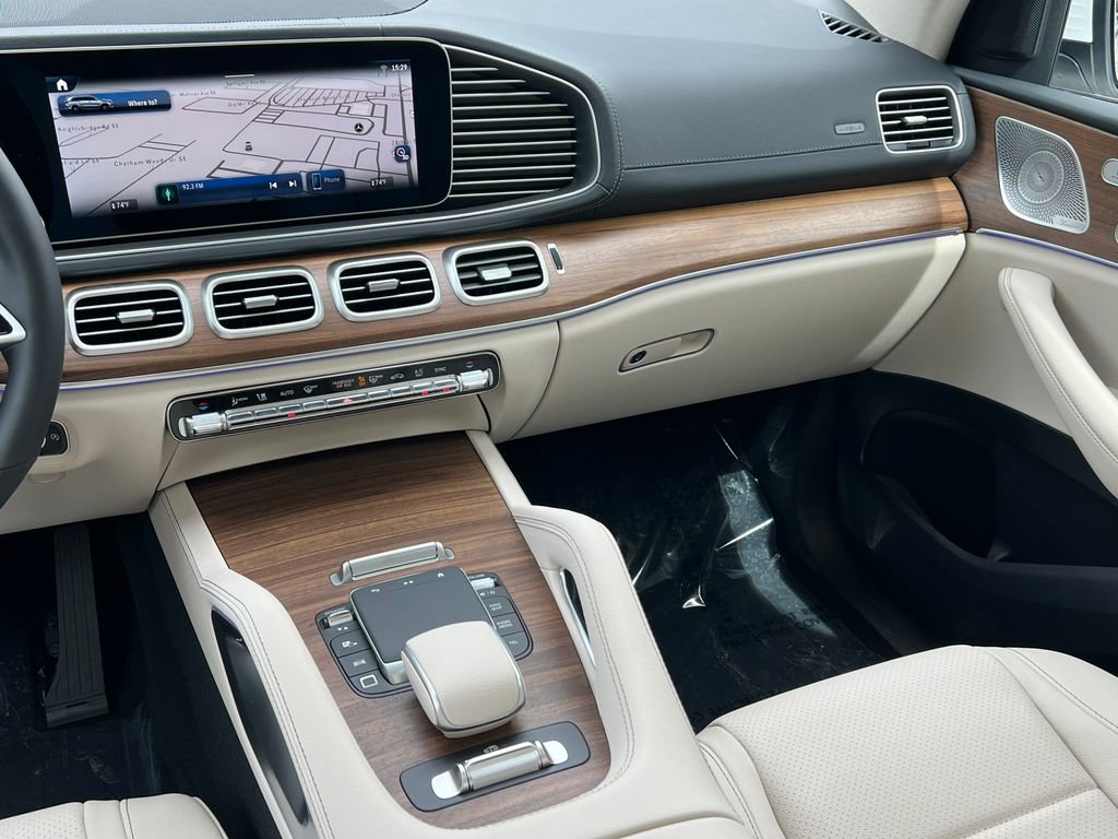 New 2026 Mercedes-Benz GLS 450 4MATIC image 37
