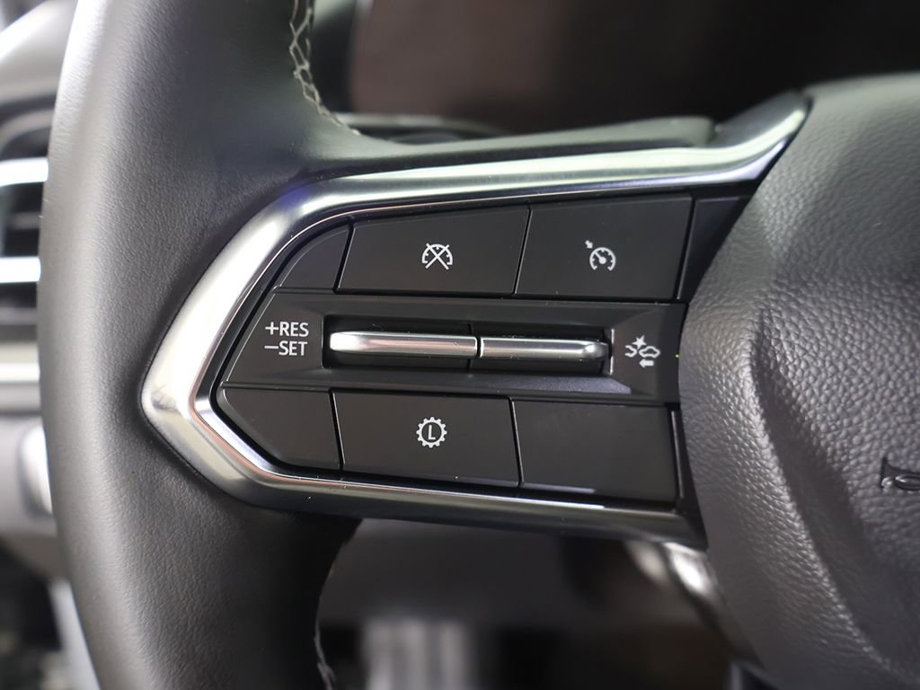 Used 2026 Chevrolet Traverse LT w/ Driver Confidence Package image 44